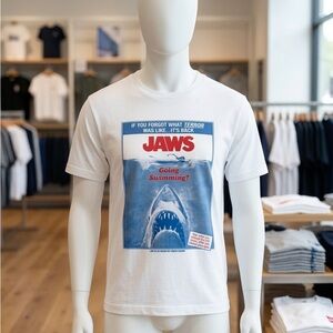 Uniqlo UT x Universal Jaws “Going Swimming?” Movie Poster Graphic Tee Size M